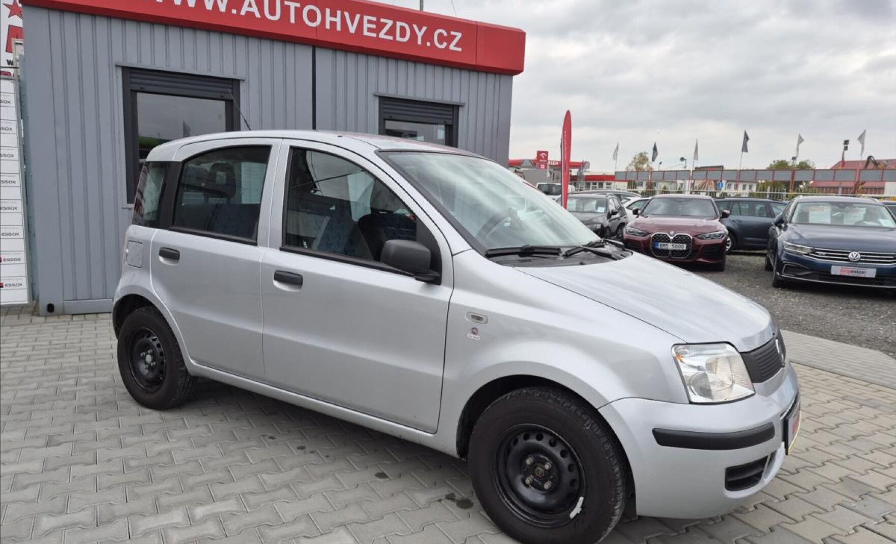 1,1 ACTIVE ČR 1.MAJITELKA S.KNIHA