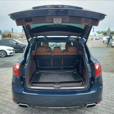 S 3.0 V6 HYBRID ČR S.KNIHA