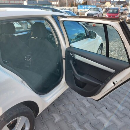 1,6 TDI III AMB ČR po 1.MAJITELI