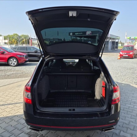 2,0 TSI III RS DSG 2.MAJITEL S.HISTOIRE
