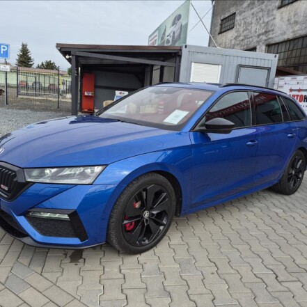 2,0 TSI RS 180 AT7 1.MAJITEL PO SERVISE