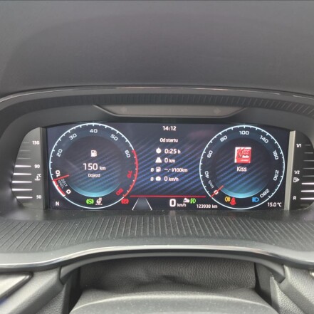 2,0 TSI RS 180 AT7 1.MAJITEL PO SERVISE