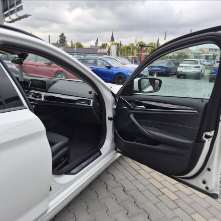 530d XDrive SportLine ČR