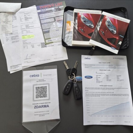 1,6 EcoBoost Titanium ČR 2.majitel