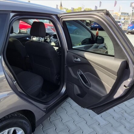 1,6 EcoBoost Titanium ČR 2.majitel